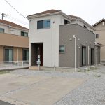 敷地７０坪　駐車場３台可(外観)