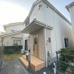 令和１年築　駐車場３台可 室内リフォーム済(外観)
