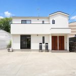 １階と２階で各１住戸、合計２住戸です。オール電化　エアコン各階１台付です。(外観)