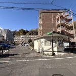 マンション敷地は、3000平米超あります。敷地権割合65分の1(外観) マンション敷地は、3000平米超あります。敷地権割合65分の1(外観)