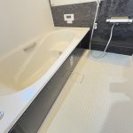 １階浴室　追い焚き機能・浴室暖房乾燥機付 (風呂)