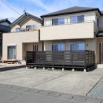 平成27年築　駐車場3台　室内リフォーム済(外観)