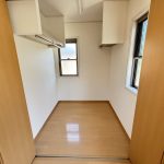 2階南側洋室横のウォークインクローゼット内（2帖）