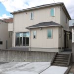 令和2年築　駐車場3～4台　(外観)