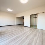 リビング (居間)