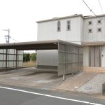 駐車場３台（うち２台分カーポート）平成23年築　トヨタホーム施工　太陽光パネル付オール電化(外観)